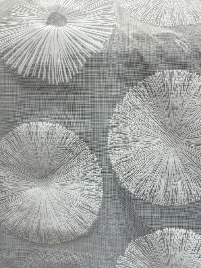 Скатерть A-001 белая (138*20)