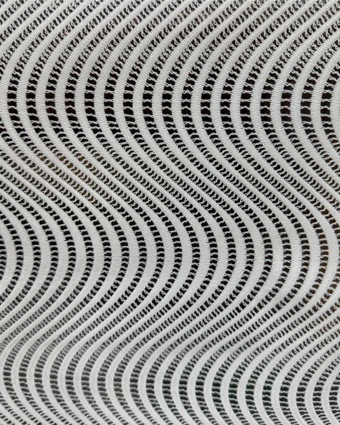 Скатерть W-019 белая (138*20)