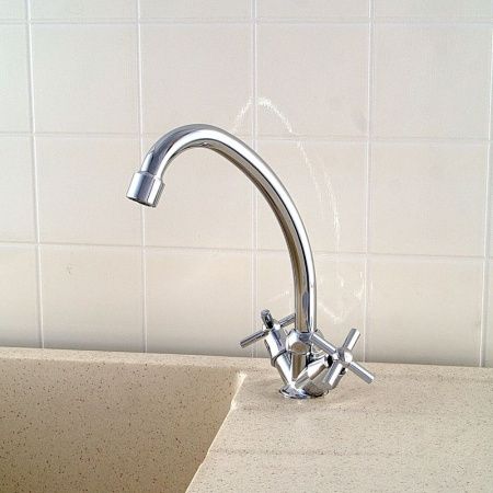 Смеситель для кухни двухручуовый хром Potato Эверест B 49-316